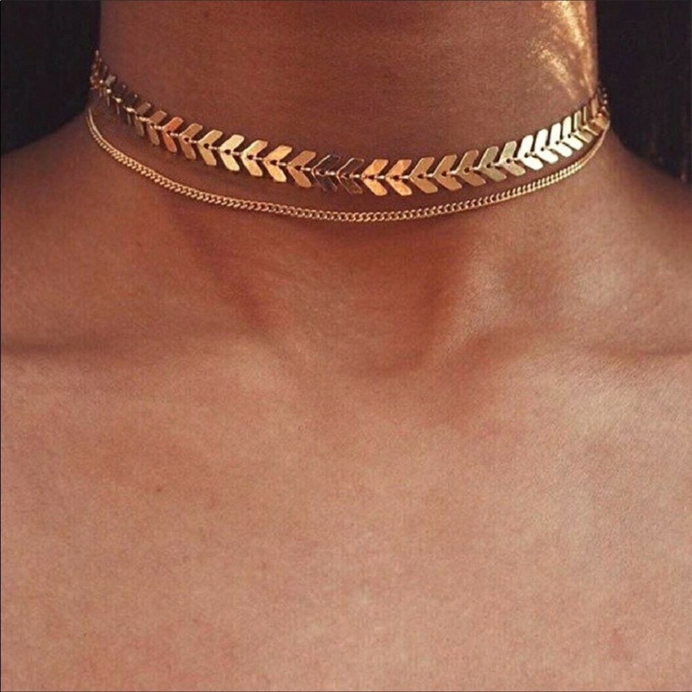4 for $25✨HP✨Chevron Gold Choker Necklace
